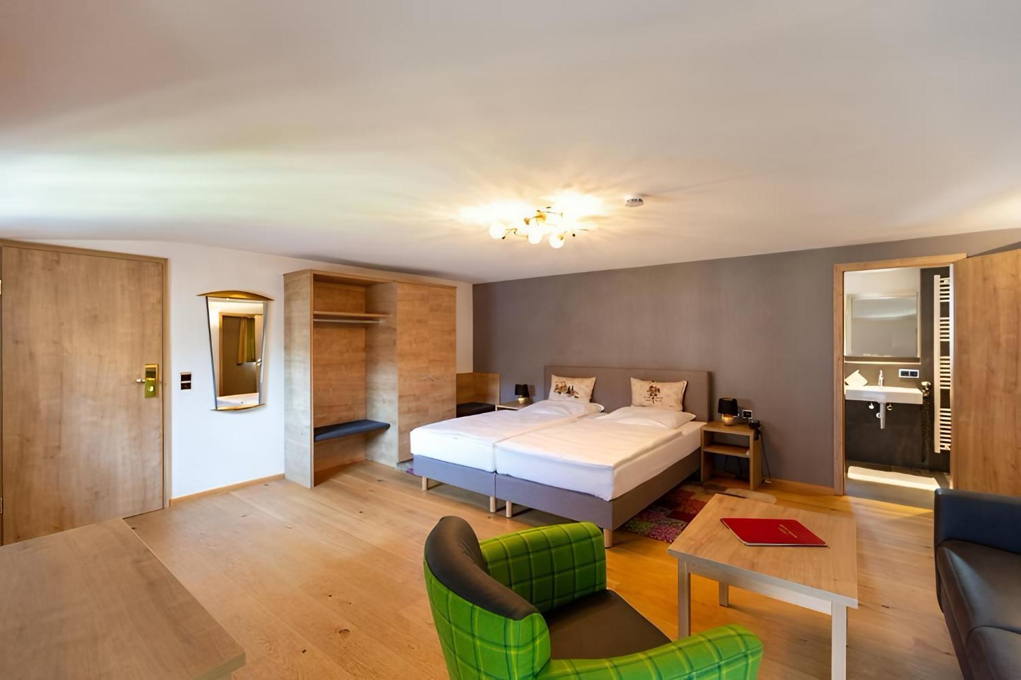 Boardinghouse Sonne Hotell Offenburg Exteriör bild